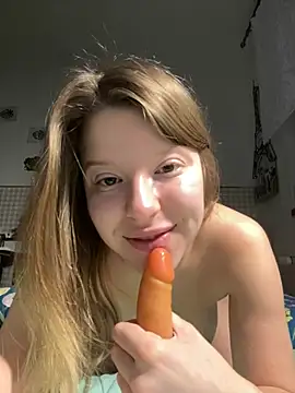 kimczii online show from 04/13/26, 06:08