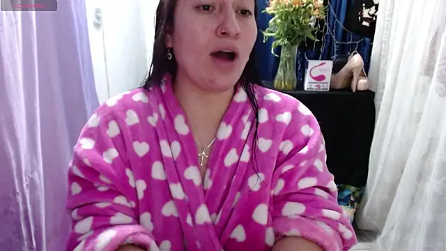 Snapshot of lorenpearx chatting on 01/14/26, 09:09 lorenpearx online show from 01/14/26, 09:09