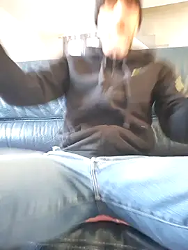 Snapshot of eddouxxx78 chatting on 01/13/25, 03:04 eddouxxx78 online show from 01/13/25, 03:04