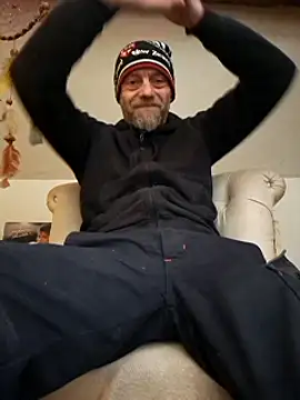 Snapshot of eddouxxx78 chatting on 03/12/25, 04:13 eddouxxx78 online show from 03/12/25, 04:13