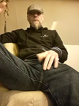 eddouxxx78 online show from 02/01/26, 07:40