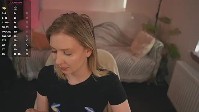 Snapshot of _Killer_Smile_ chatting on 02/15/25, 12:01 Killer Smile online show from 02/15/25, 12:01