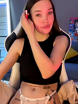 julia fly online show from 09/18/25, 09:00