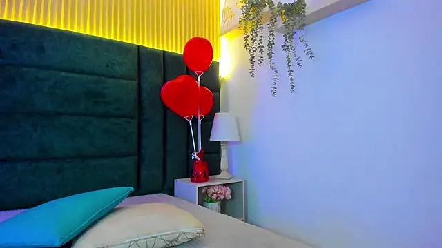 Snapshot of AntonellaaHot chatting on 02/17/25, 11:09 AntonellaaHot online show from 02/17/25, 11:09