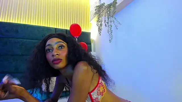 Snapshot of AntonellaaHot chatting on 02/22/25, 12:05 AntonellaaHot online show from 02/22/25, 12:05