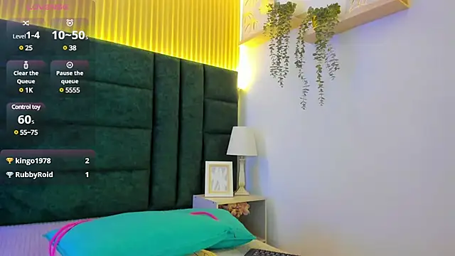 Snapshot of AntonellaaHot chatting on 03/21/25, 02:07 AntonellaaHot online show from 03/21/25, 02:07