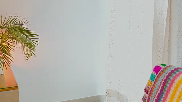 anabelcurvy online show from 12/15/25, 01:37