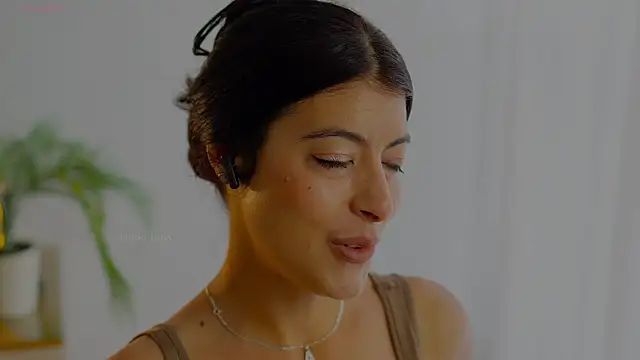 anabelcurvy online show from 04/22/26, 09:11