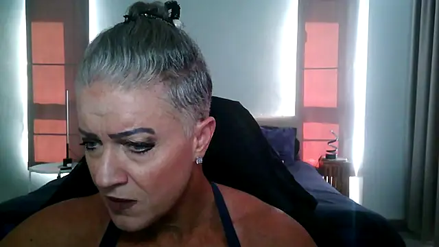 Devon2020 online show from 01/13/26, 08:41