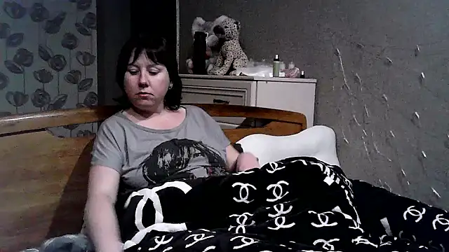 explored romantic online show from 02/07/25, 06:24