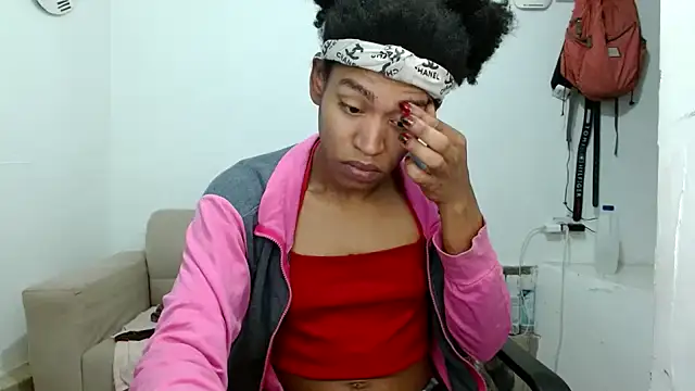 angelamarie1 online show from 11/17/25, 06:52