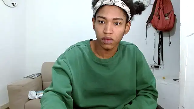 angelamarie1 online show from 11/29/25, 05:49