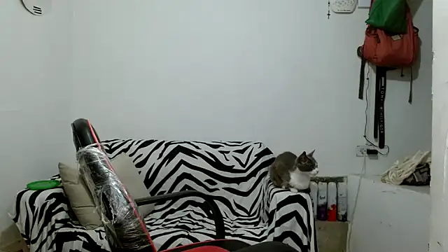 angelamarie1 online show from 01/09/26, 09:34