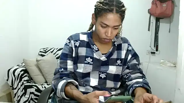 angelamarie1 online show from 01/09/26, 09:38