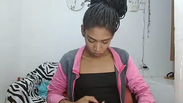 angelamarie1 online show from 06/01/26, 11:56