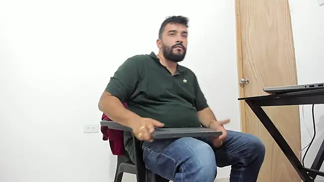 isearchcompany online show from 11/06/25, 10:54