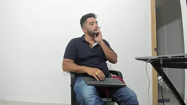 isearchcompany online show from 12/20/25, 04:41