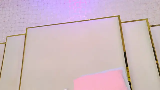 Snapshot of paola_rodriguez chatting on 06/08/26, 11:54 paola rodriguez online show from 06/08/26, 11:54