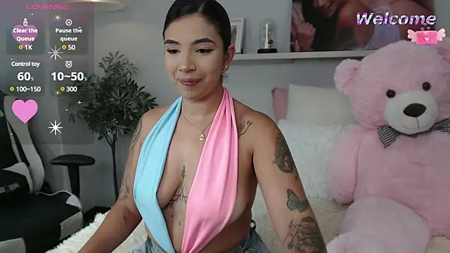 vane lopez  online show from 03/18/25, 10:15