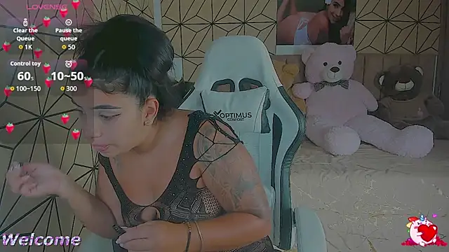 vane lopez  online show from 10/15/25, 05:57