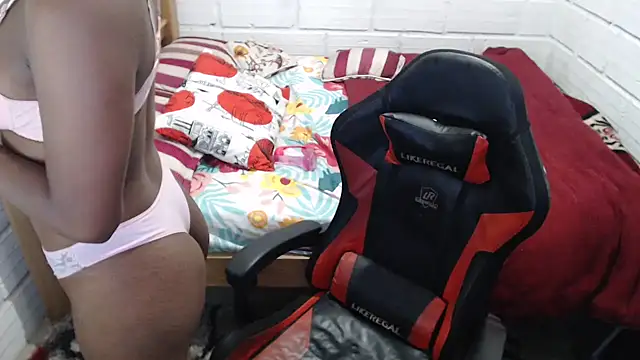 sexyjustin202 online show from 12/17/24, 12:45