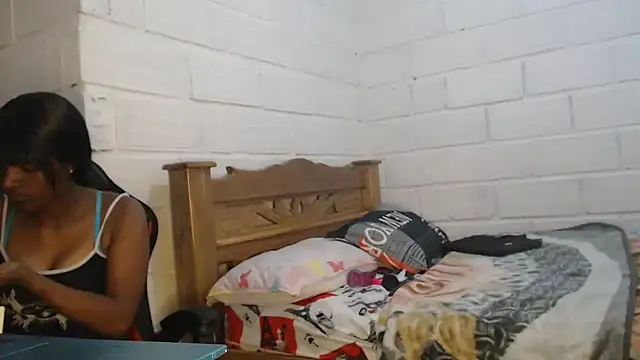 sexyjustin202 online show from 09/21/25, 10:22