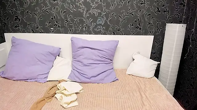 MelaniGrand online show from 03/06/26, 09:17