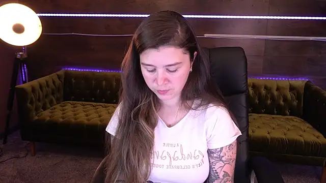 AmellyMilly online show from 09/23/25, 12:52