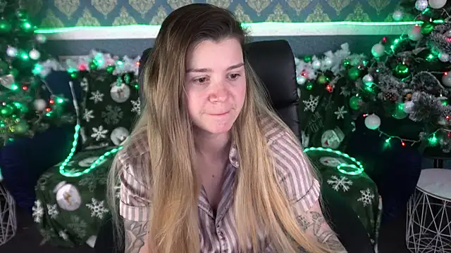 AmellyMilly online show from 12/22/25, 01:41