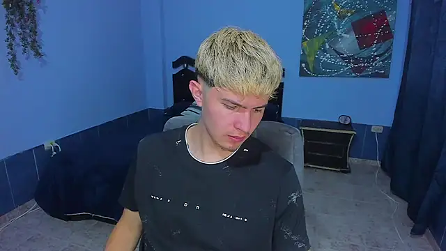 patrik 027 online show from 04/18/26, 07:58