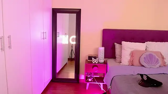 Mafer Meow online show from 10/19/25, 08:53