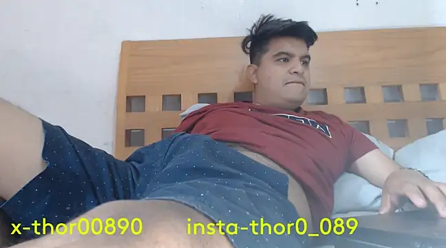 Snapshot of thor000089 chatting on 12/05/24, 02:44 thor000089 online show from 12/05/24, 02:44
