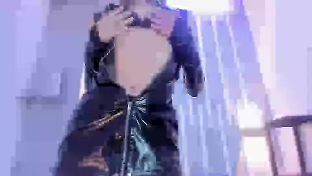 Victoria Badgal  online show from 12/17/24, 11:38