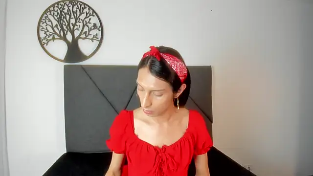 Victoria Badgal  online show from 11/26/25, 08:32