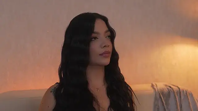 sarah hiill online show from 03/11/26, 11:44