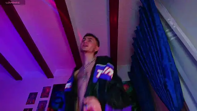 Snapshot of dimitri-bilak chatting on 12/05/24, 01:36 dimitri-bilak online show from 12/05/24, 01:36