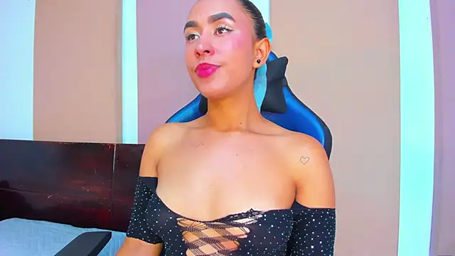 Snapshot of abbyblairs3 chatting on 02/06/26, 05:45 abbyblairs3 online show from 02/06/26, 05:45