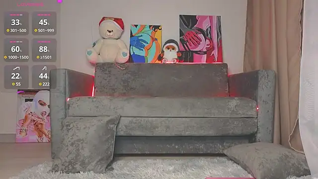 EmelyBenz online show from 01/11/25, 03:02