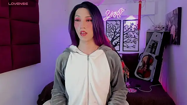 Yaki Tai online show from 03/15/25, 02:01