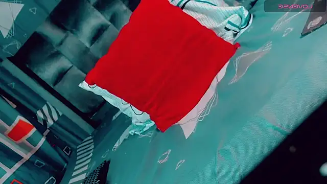 CharlotteBigCock online show from 04/17/26, 02:31