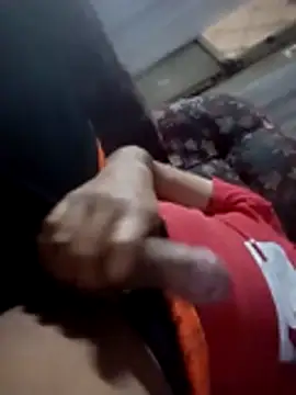 Snapshot of 121fff chatting on 10/24/25, 11:06 121fff online show from 10/24/25, 11:06