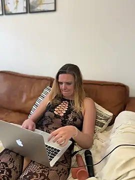 Suesse Schnitte online show from 03/12/25, 12:57