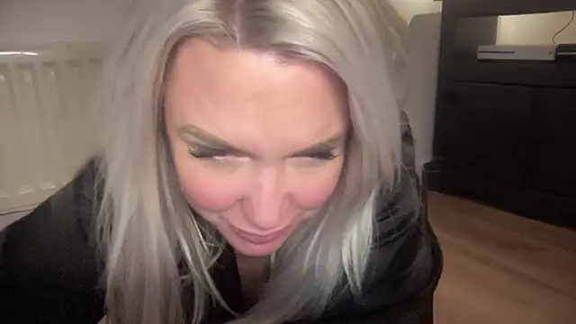 Bustyblondebabe32 online show from 02/01/25, 03:52