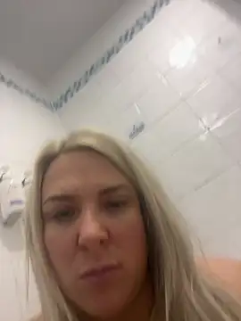 Bustyblondebabe32 online show from 03/20/26, 02:11