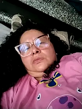 Snapshot of hazel_milf chatting on 01/14/26, 02:12 hazel milf online show from 01/14/26, 02:12