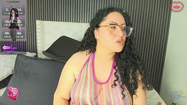 hazel milf online show from 04/01/26, 12:17