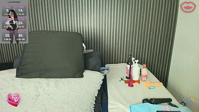 hazel milf online show from 04/23/26, 12:29