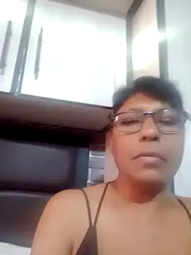 MsAttitude online show from 03/21/25, 03:24