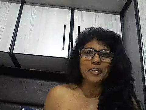 MsAttitude online show from 09/26/25, 07:01