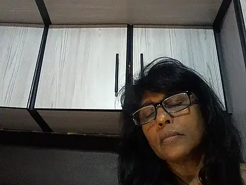 MsAttitude online show from 10/10/25, 07:07